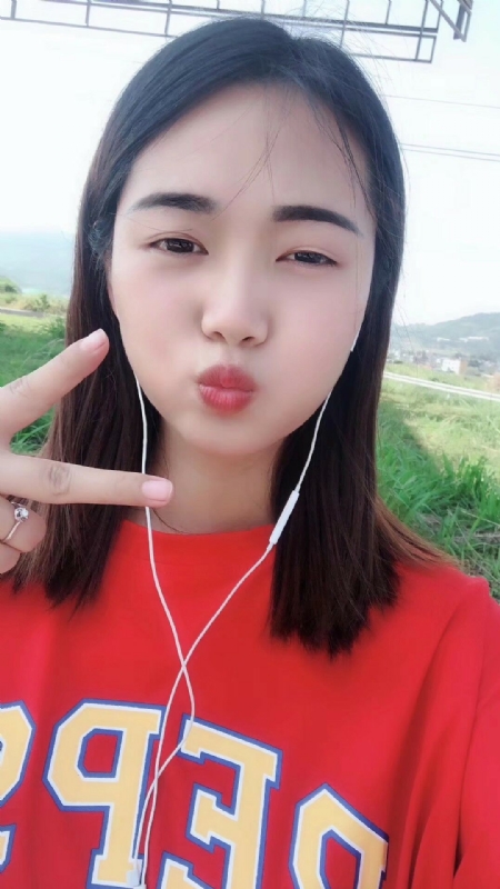 深拥必定温暖的第一张照片--长沙相亲服务中心
