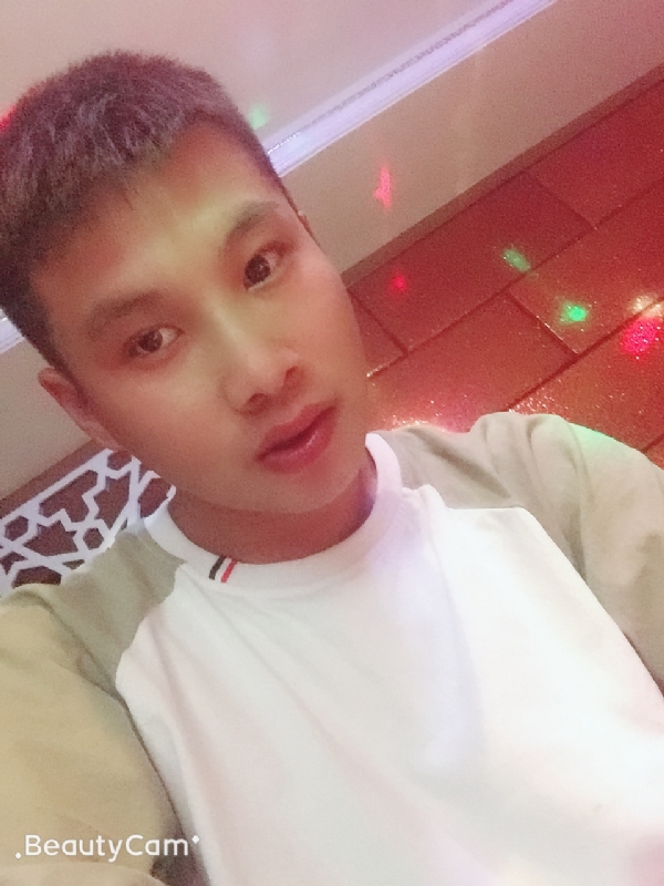 阿锋的第一张照片--长沙相亲服务中心