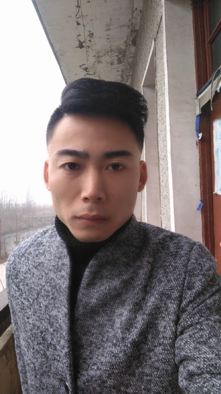 谁伴我闯荡的第一张照片--长沙相亲服务中心