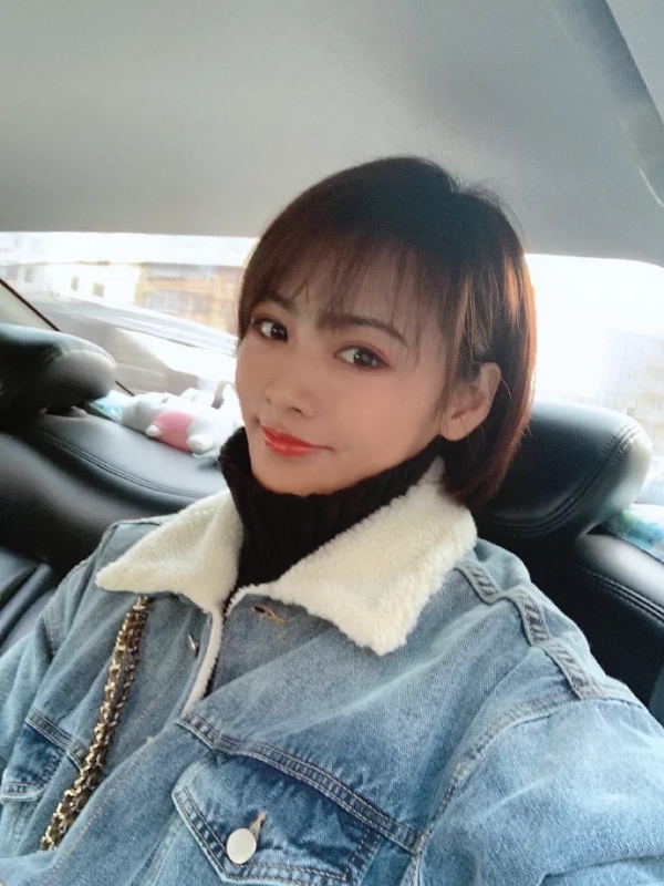 小丫头的第一张照片--长沙相亲服务中心