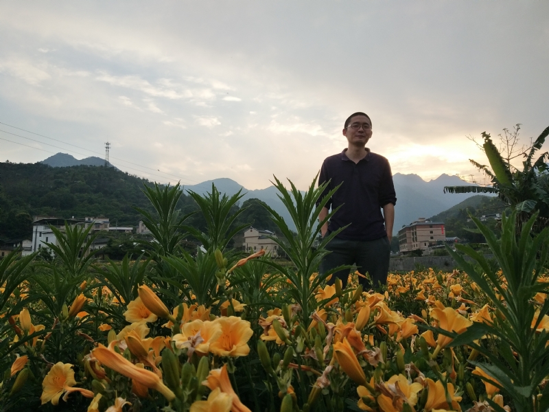 黄晓东的第一张照片--长沙相亲服务中心
