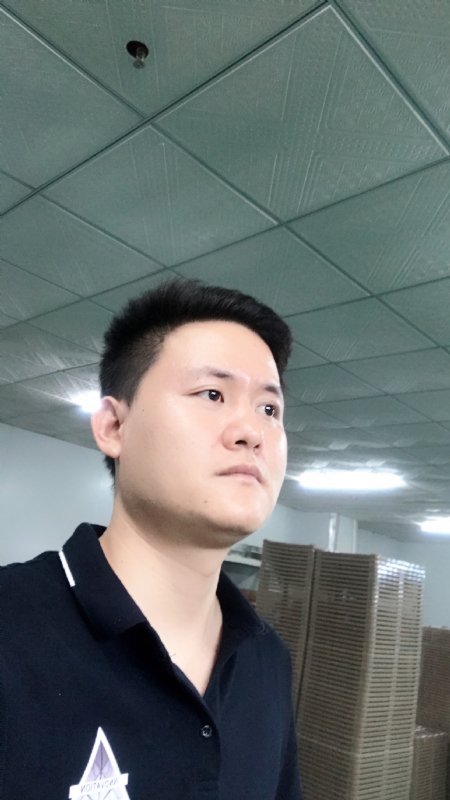 伟的第一张照片--长沙相亲服务中心