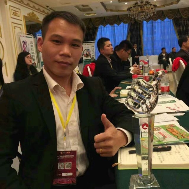 项帅的第一张照片--长沙相亲服务中心