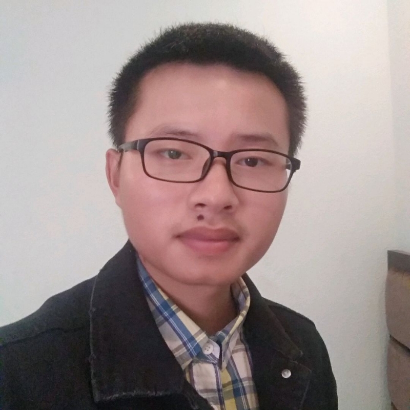 一只独行的猪的第二张照片--长沙相亲服务中心