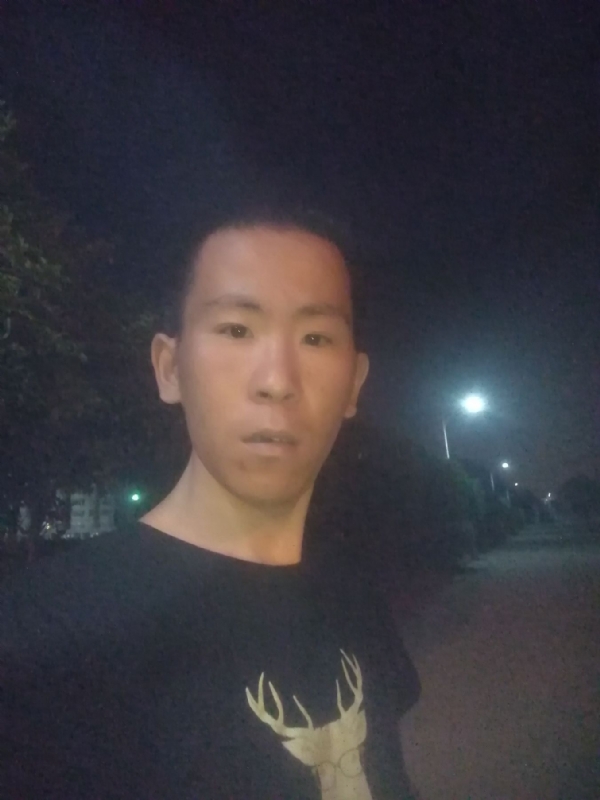 俞凯斌的第一张照片--长沙相亲服务中心