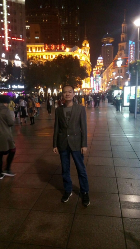 水池养鱼的第一张照片--长沙相亲服务中心