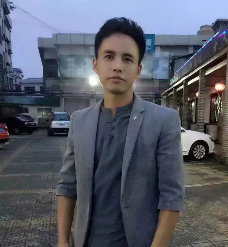 华谢的第一张照片--长沙相亲服务中心