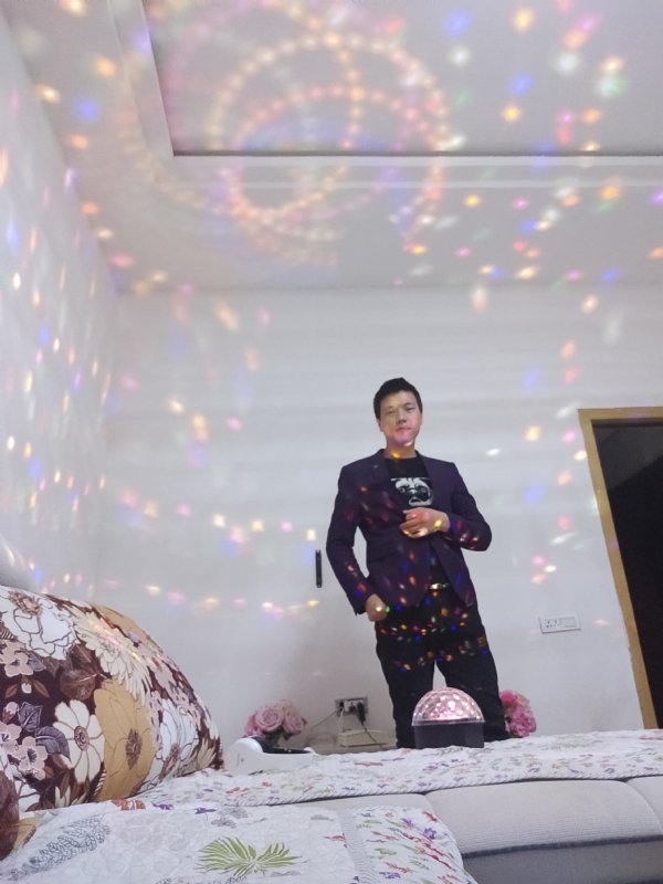 慕凡的第一张照片--长沙相亲服务中心