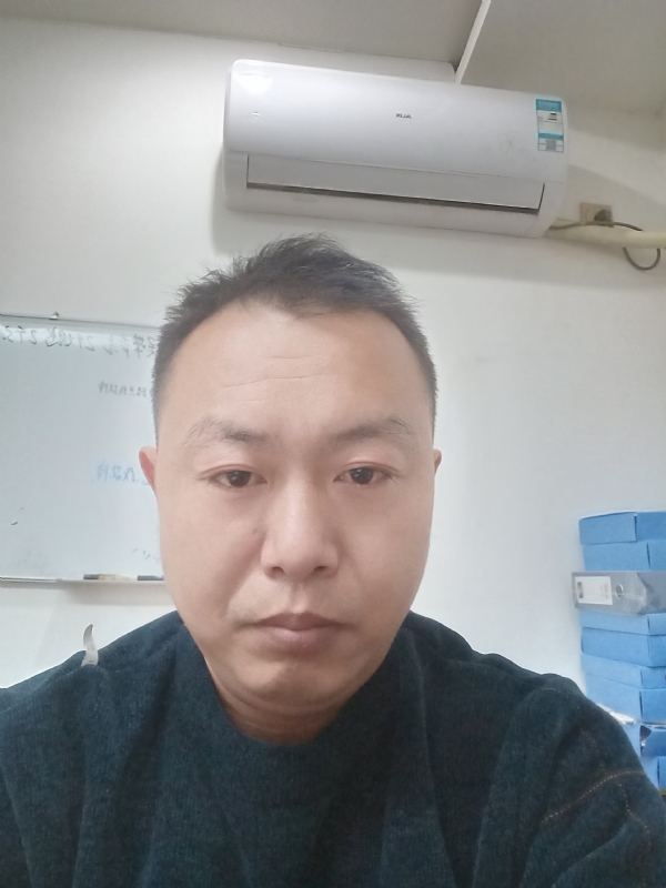 寻找另一半的第二张照片--长沙相亲服务中心