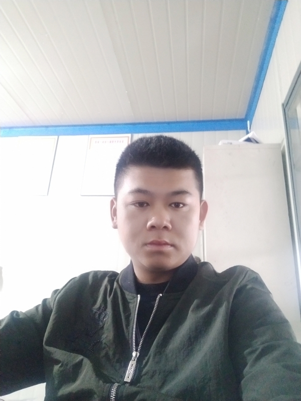 少校的第一张照片--长沙相亲服务中心