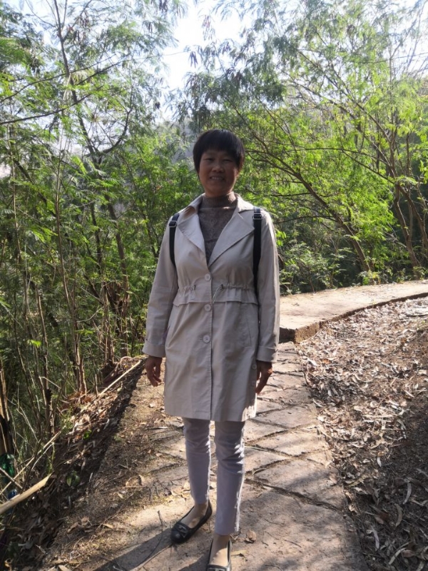 兰草的第一张照片--长沙相亲服务中心