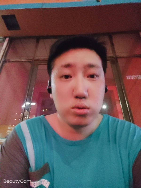 夜月星辰的第一张照片--长沙相亲服务中心