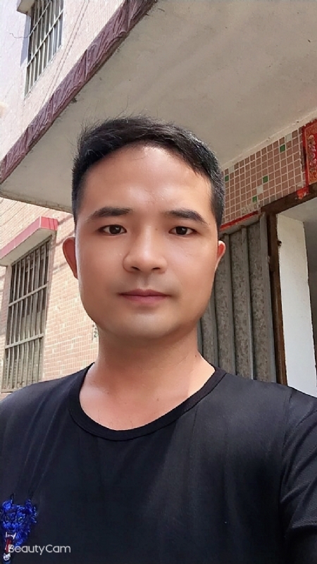 言飞的第一张照片--长沙相亲服务中心