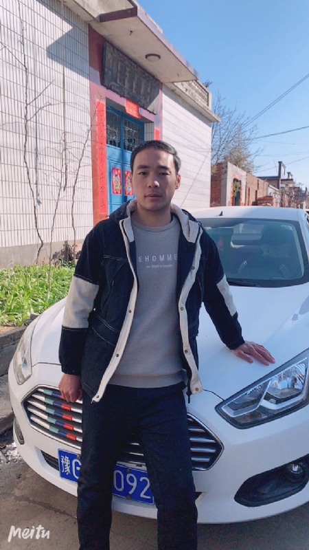 一片云的第一张照片--长沙相亲服务中心