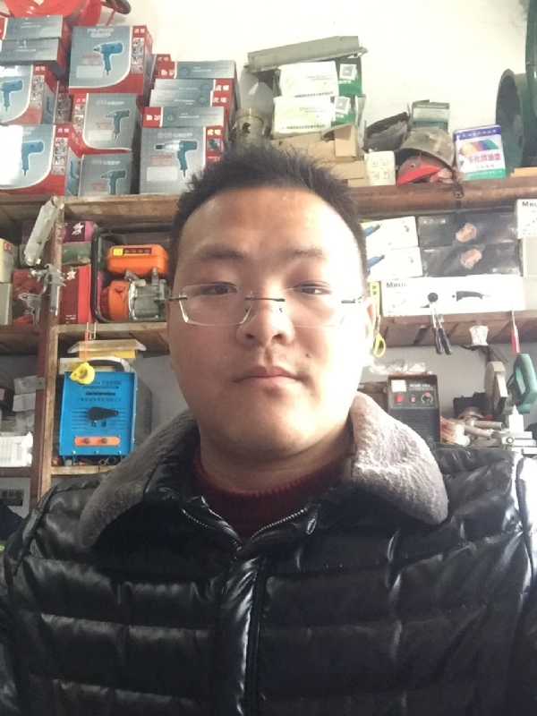 鼎福的第一张照片--长沙相亲服务中心