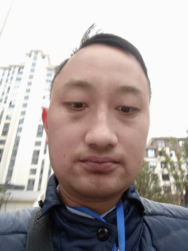 老男人的第一张照片--长沙相亲服务中心