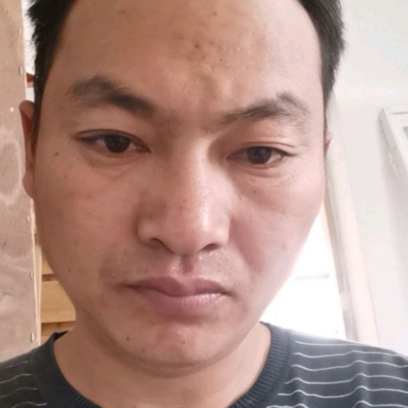 黎离的第一张照片--长沙相亲服务中心