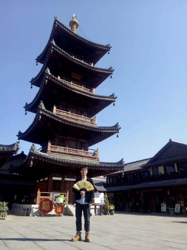 流浪共和的第一张照片--长沙相亲服务中心