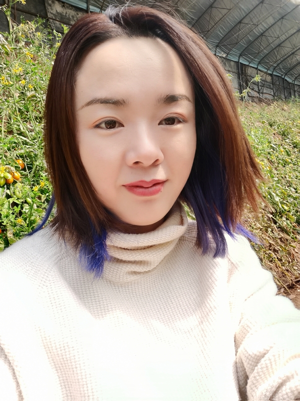 欣欣向荣的第一张照片--长沙相亲服务中心
