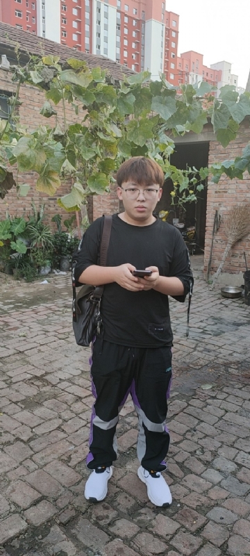 辛禹的第二张照片--长沙相亲服务中心