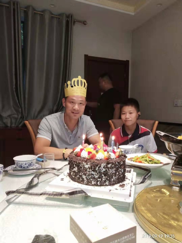 孤独的狼的第一张照片--长沙相亲服务中心