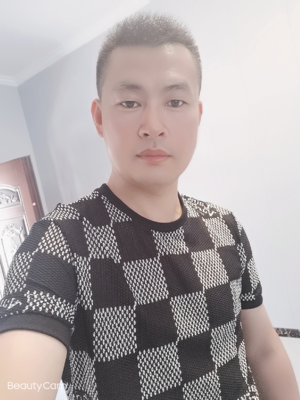 快乐无罪的第一张照片--长沙相亲服务中心