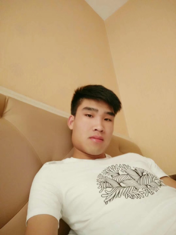 谁不曾孤单上路的第二张照片--长沙相亲服务中心