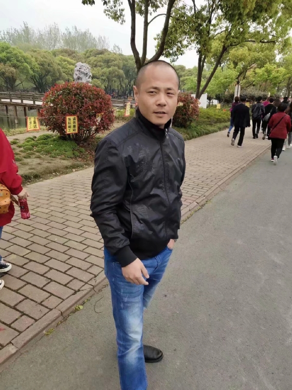 傻子的第一张照片--长沙相亲服务中心