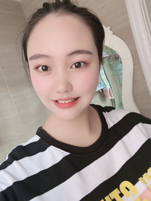 灵儿的第二张照片--长沙相亲服务中心