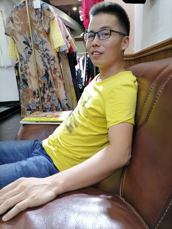汪顺鹏的第一张照片--长沙相亲服务中心