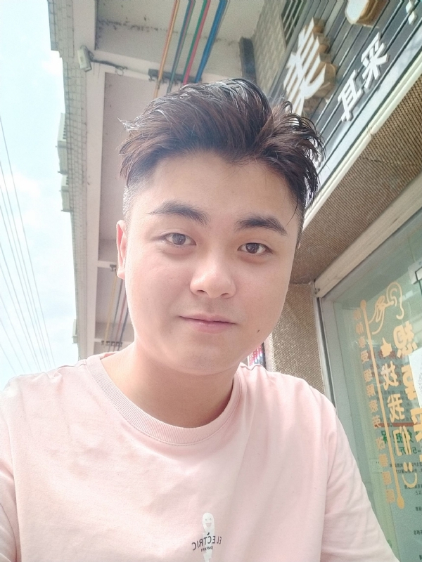 李健诚的第一张照片--长沙相亲服务中心