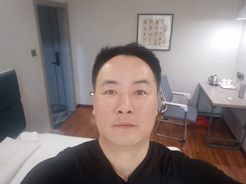 莫待花落空折枝的第一张照片--长沙相亲服务中心
