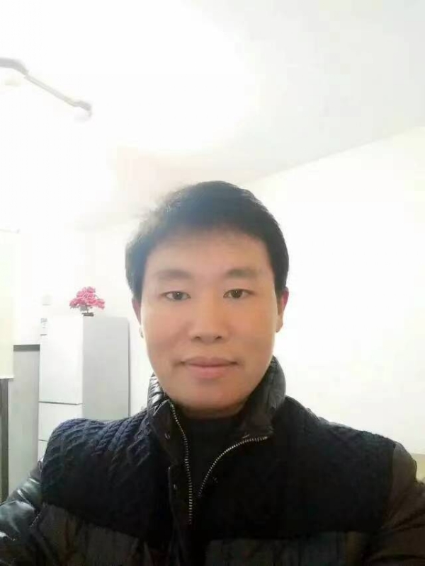 擎天柱的第一张照片--长沙相亲服务中心