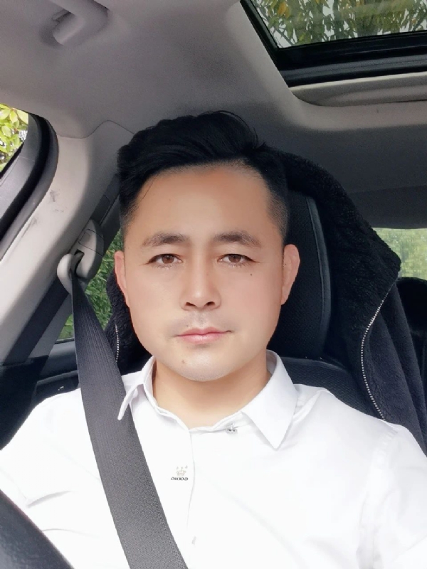 阿华大人的第二张照片--长沙相亲服务中心