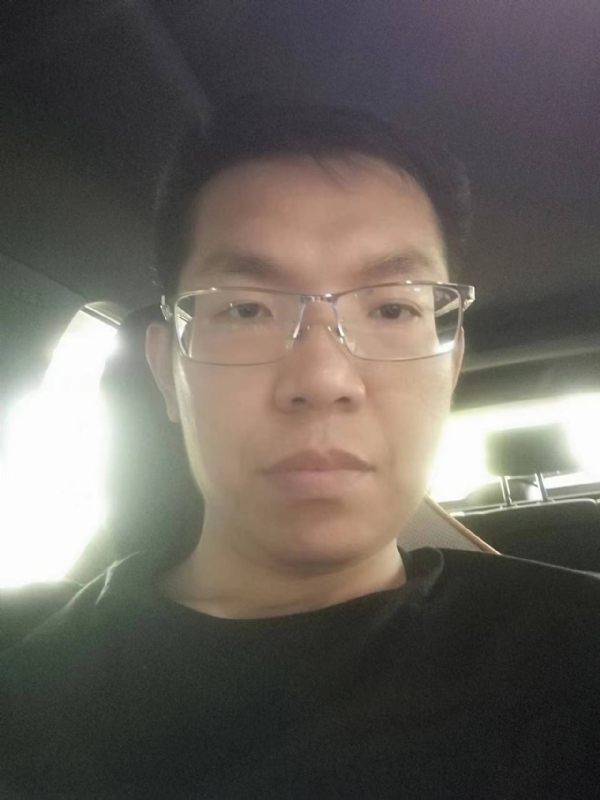 小黑包的第二张照片--长沙相亲服务中心