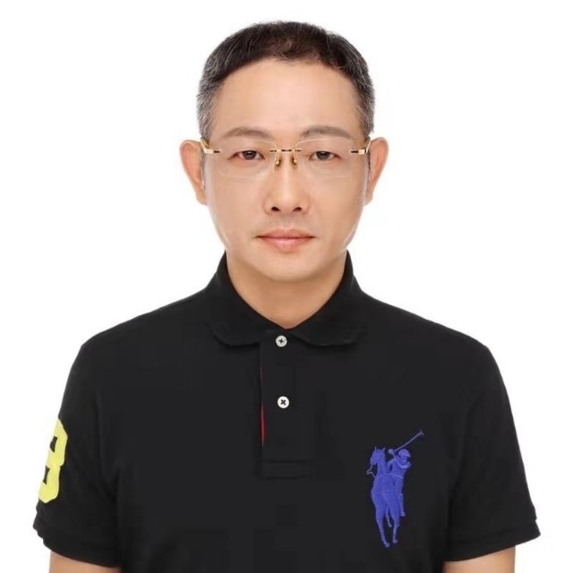 邱先森的第一张照片--长沙相亲服务中心