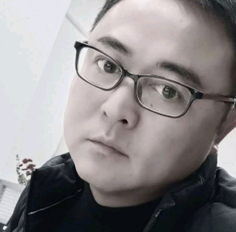 小石头的第一张照片--长沙相亲服务中心