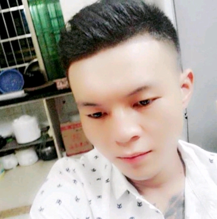 子龙的第一张照片--长沙相亲服务中心