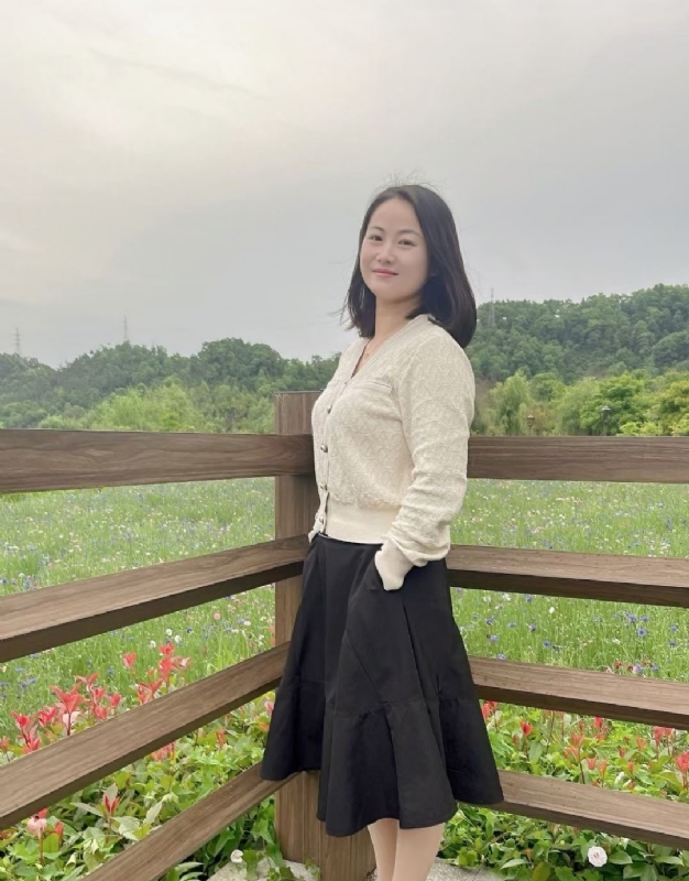 琴儿的第一张照片--长沙相亲服务中心