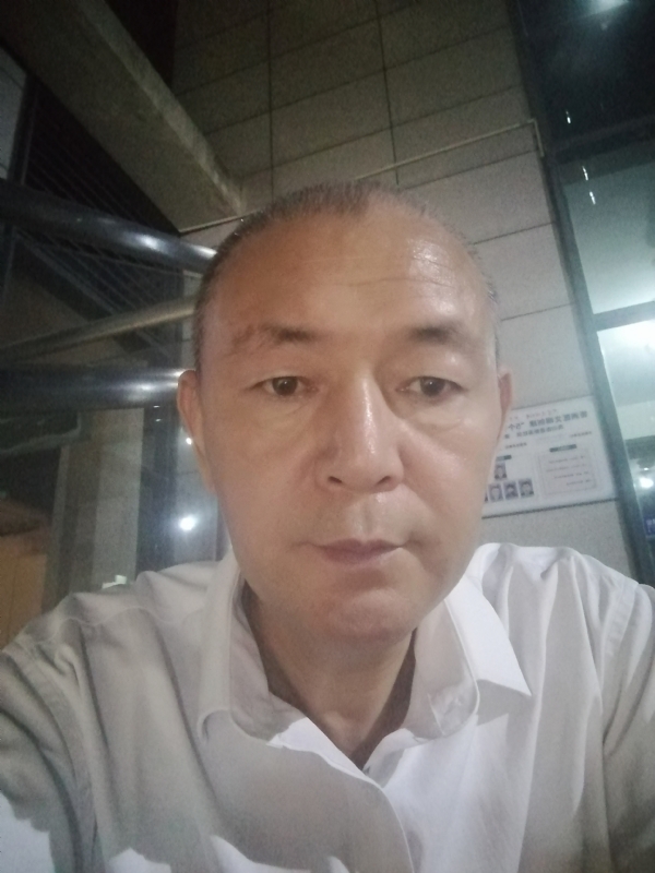 老李的第一张照片--长沙相亲服务中心