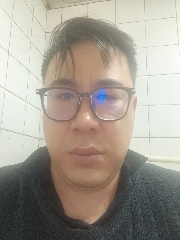 迷失自我的第一张照片--长沙相亲服务中心