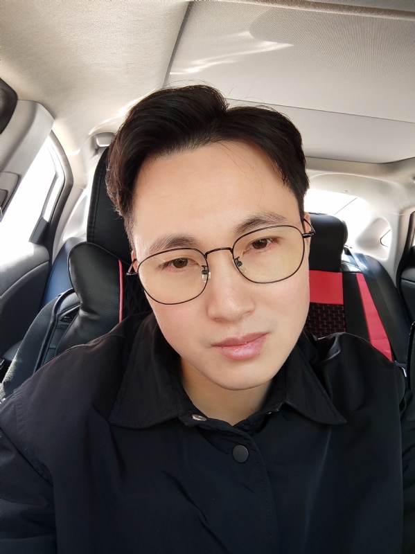 沉默先绅的第一张照片--长沙相亲服务中心