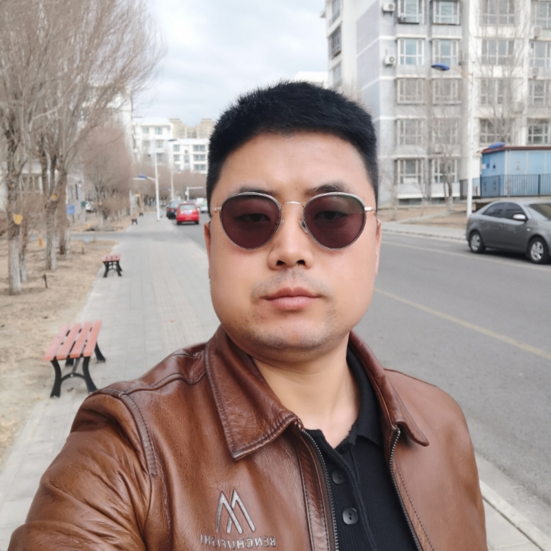 月下听风的第一张照片--长沙相亲服务中心