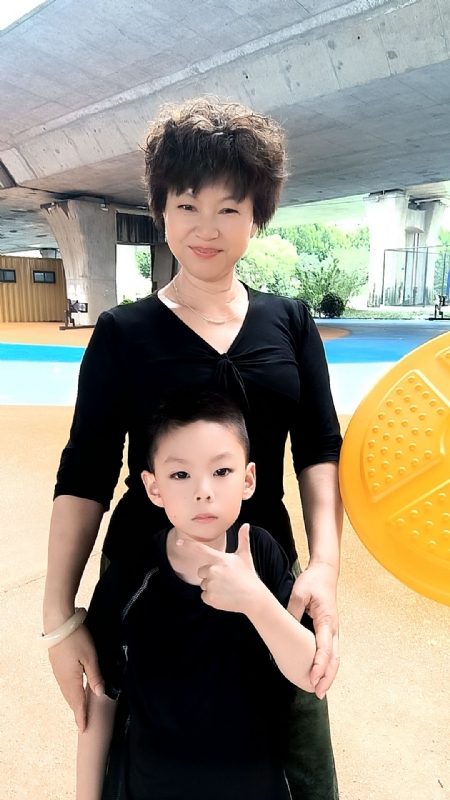 火凤凰的第一张照片--长沙相亲服务中心