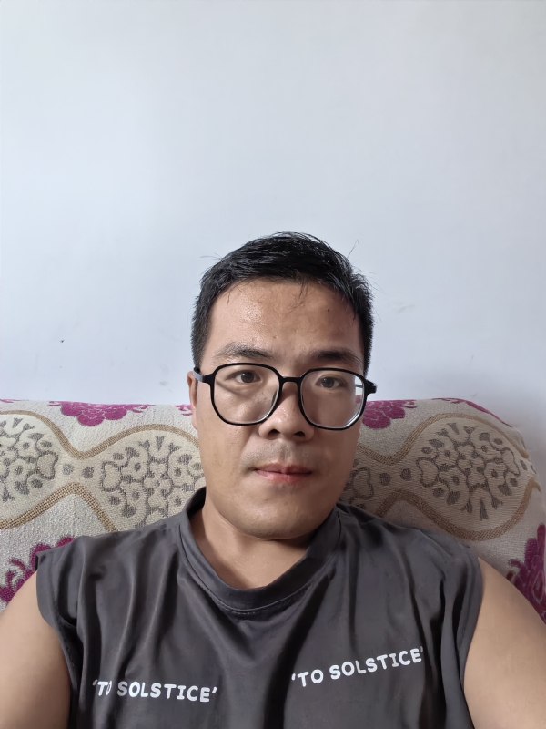 卫TF的第四张照片--长沙相亲服务中心