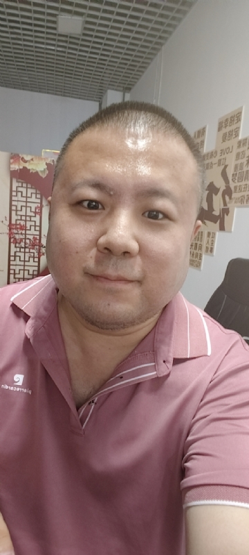 漫步星辰的第一张照片--长沙相亲服务中心